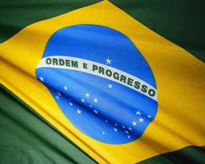 http://coqueteclando.files.wordpress.com/2007/09/bandeira-do-brasil.jpg